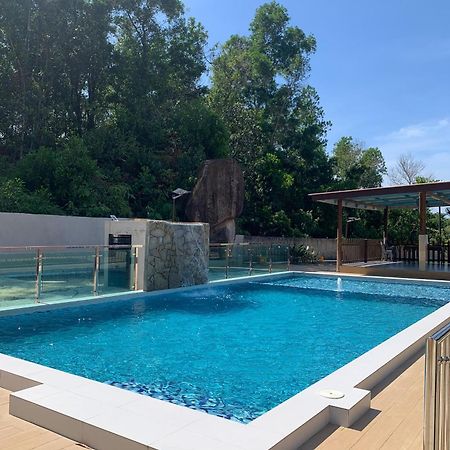 Bb Durio Chalet Kuala Terengganu Bagian luar foto