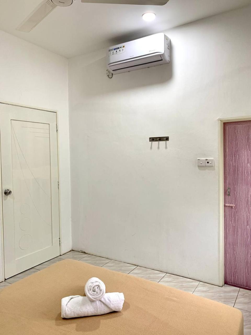 Bb Durio Chalet Kuala Terengganu Bagian luar foto